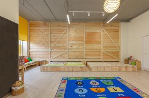 Фотография English Montessori Kindergarten 4